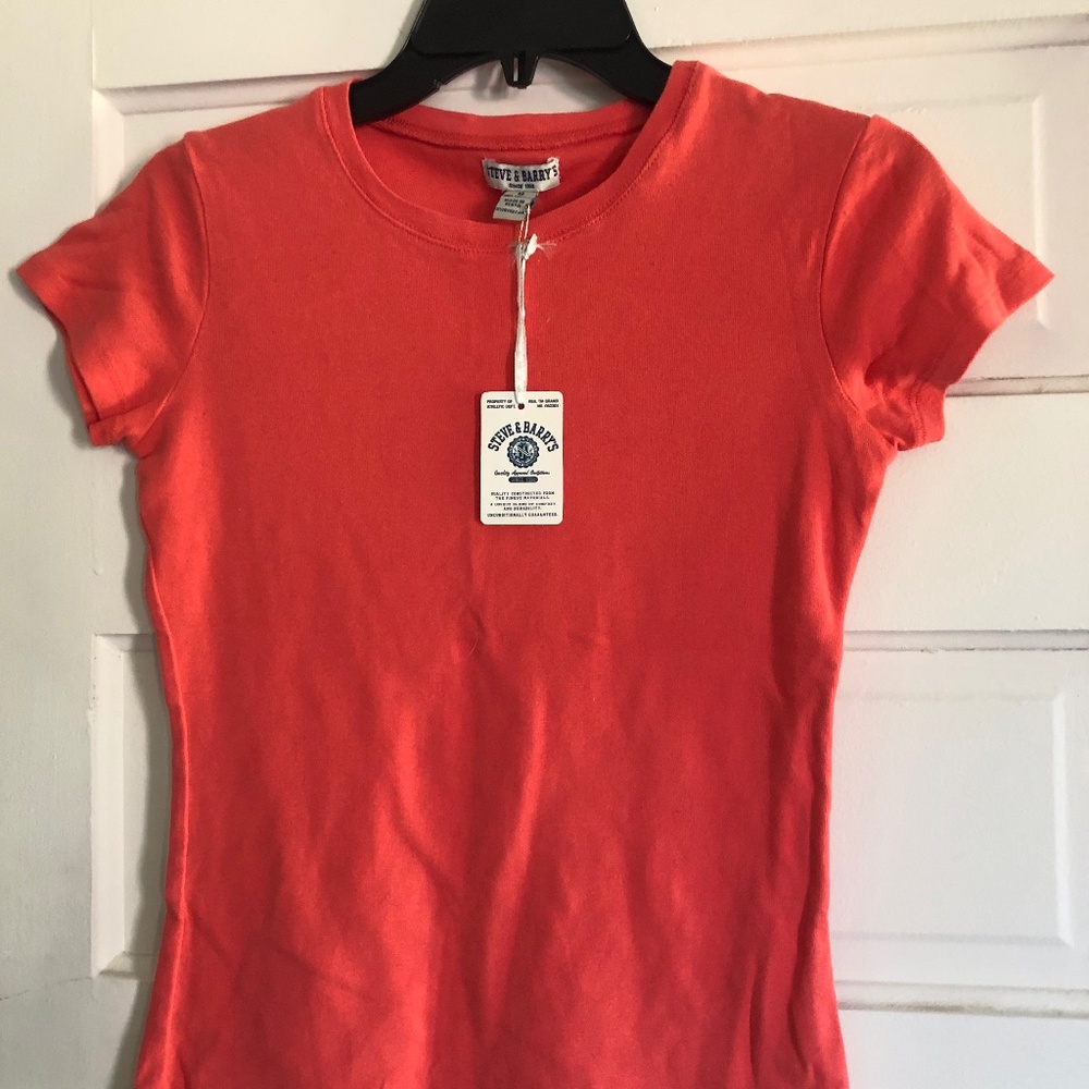 Tee shirts